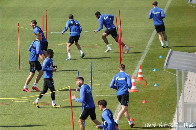 皇马夏季转会策略分析：塞瓦略斯优雅重返贝蒂斯